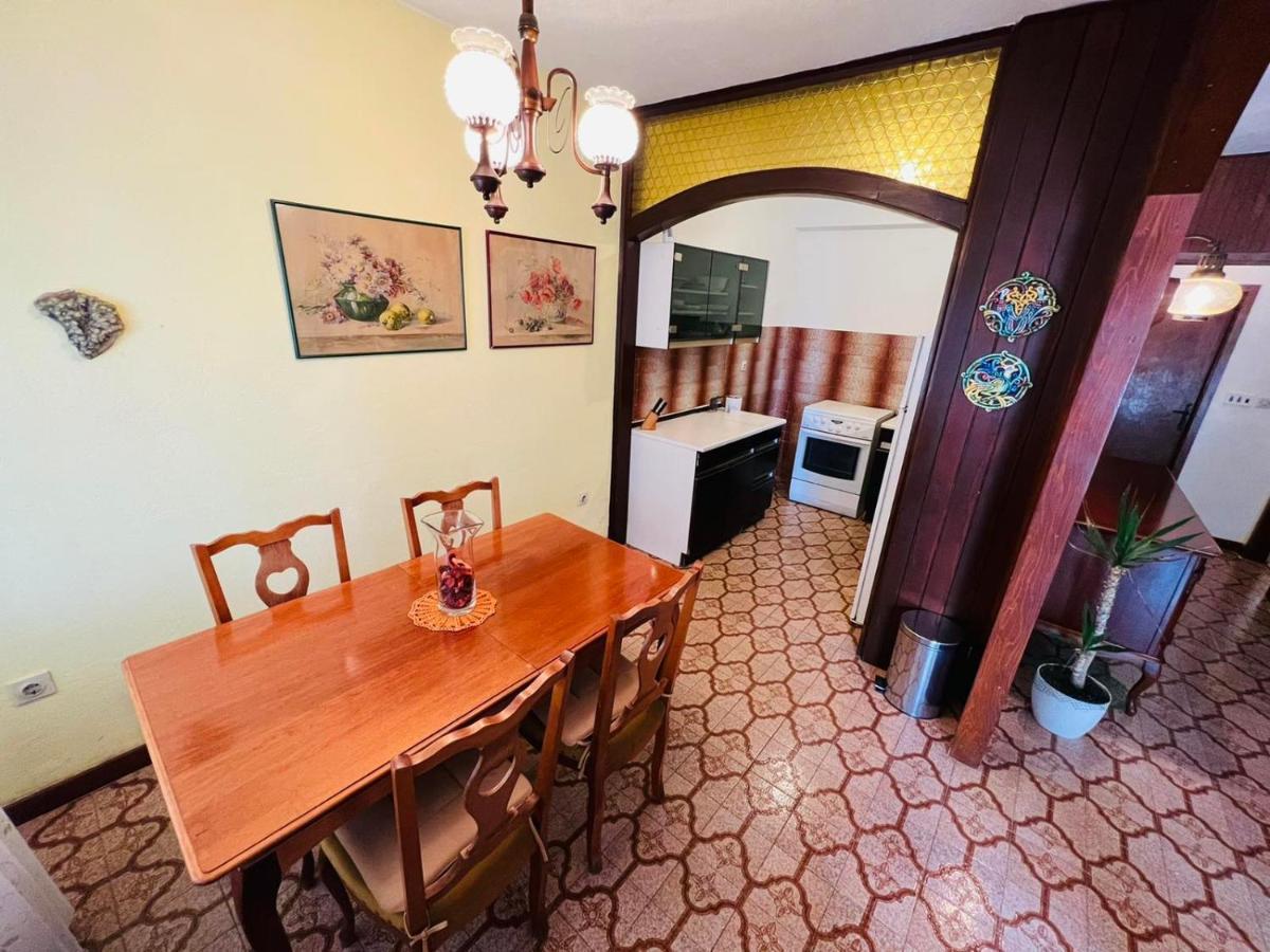Sea Breeze Apartments With Private Beach And Boat Anchorage Stara Novalja Exterior foto
